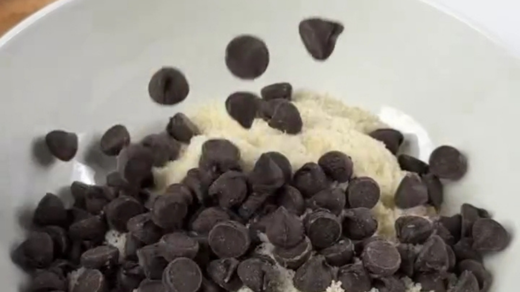 High Protein Chocolate Chip Cookies (Easy, Healthy & Delicious)